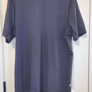 Men’s Lululemon athletic shirt